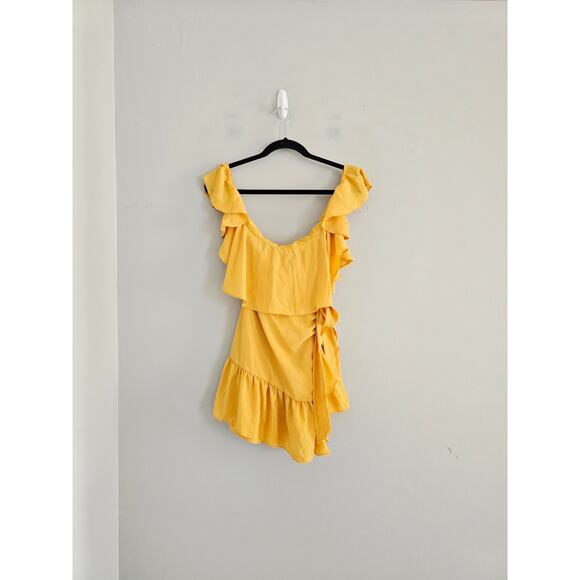 Revolve Superdown Mustard Yellow Wrap Off The Shoulder Dress S NWT - Picture 2 of 4